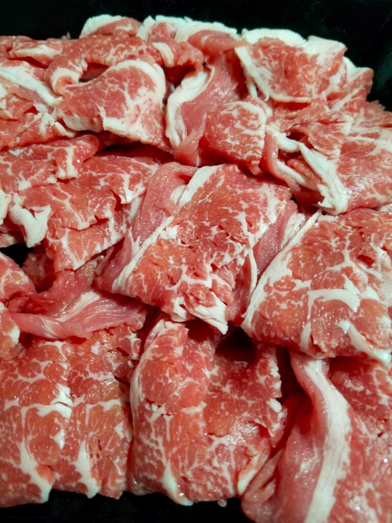 十和田バラ焼き用アメリカ産牛肉ばら切落し、元々米軍払い下げの牛肉を使用していた歴史があるそうです